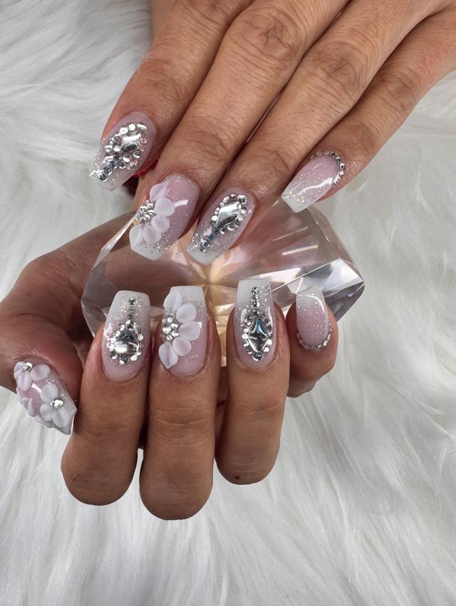 Professional nail design